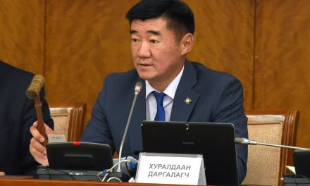 ТББХ: Ард нийтийн санал асуулгад оруулах Монгол Улсын Үндсэн хуулийн нэмэлт, өөрчлөлтийн эхийг батлах тухай УИХ-ын тогтоолын төслийг дэмжлээ
